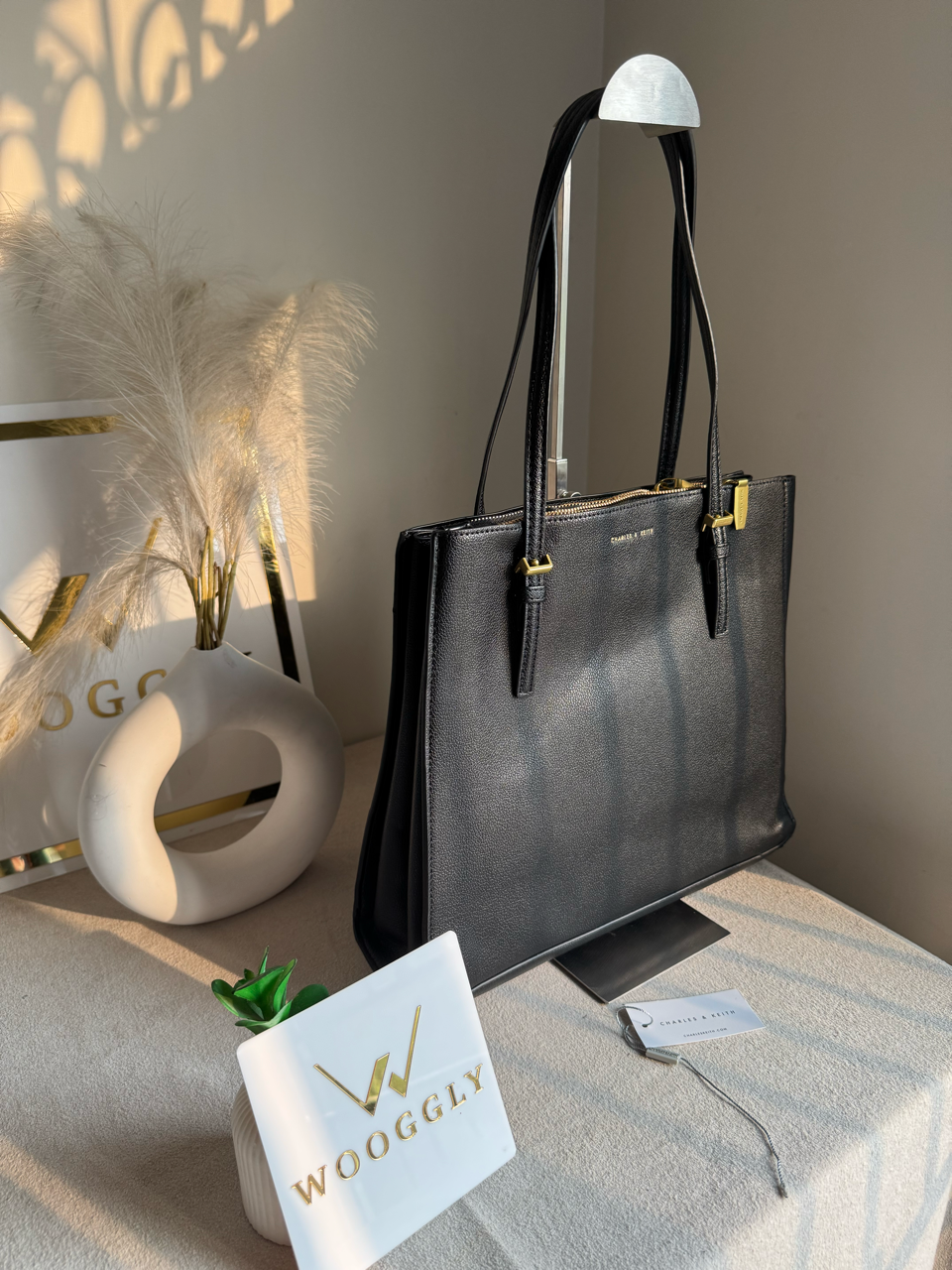 Everyday Essential Charles & Keith Tote Bag - Black