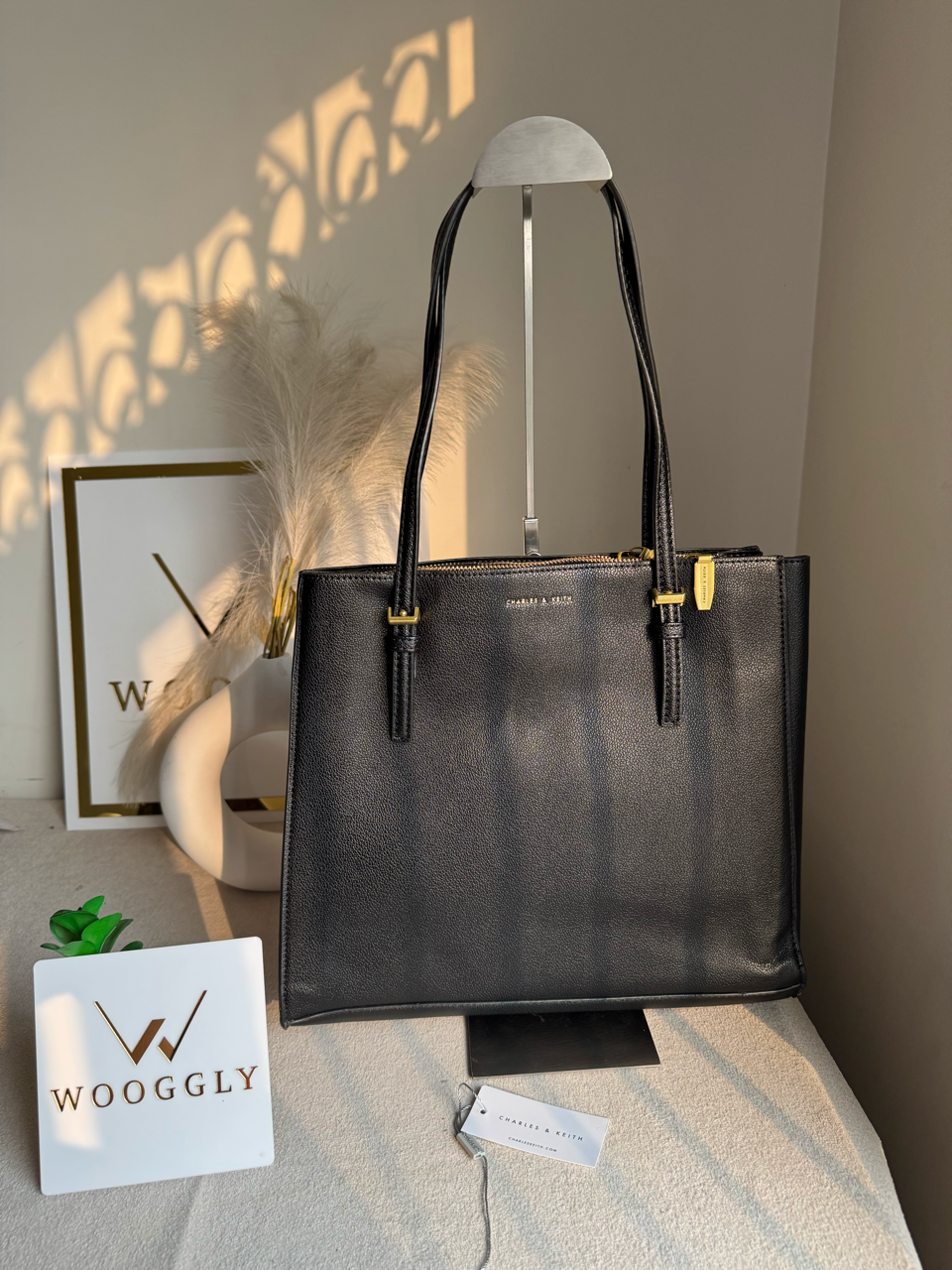 Everyday Essential Charles & Keith Tote Bag - Black