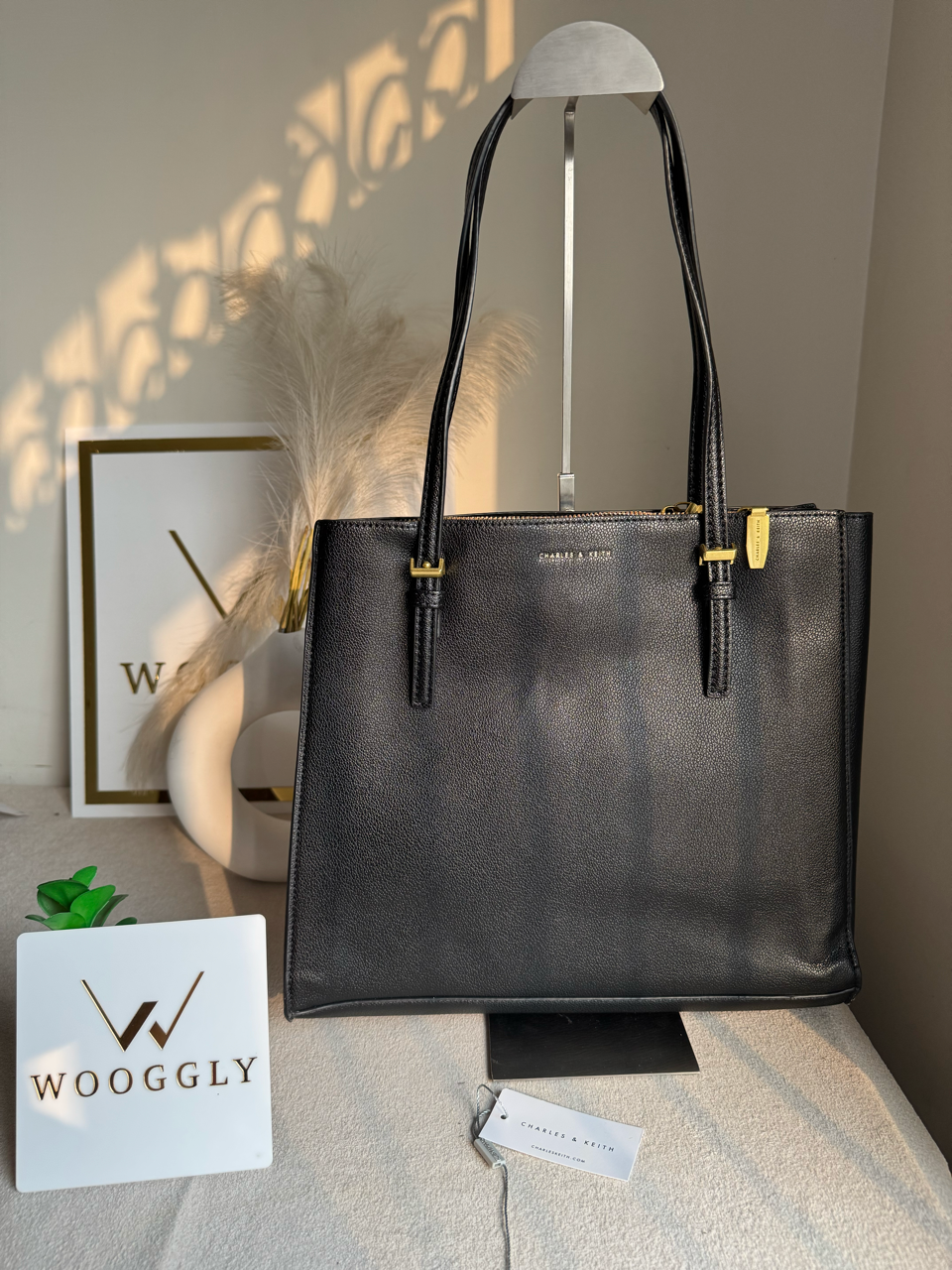 Everyday Essential Charles & Keith Tote Bag - Black