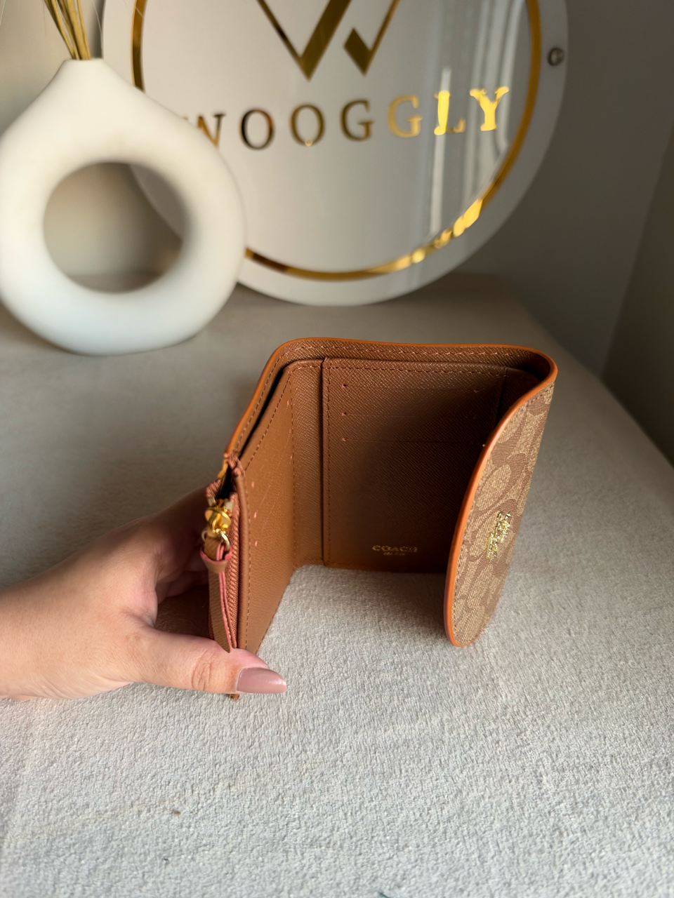 Signature Canvas Wallet - Beige & Brown