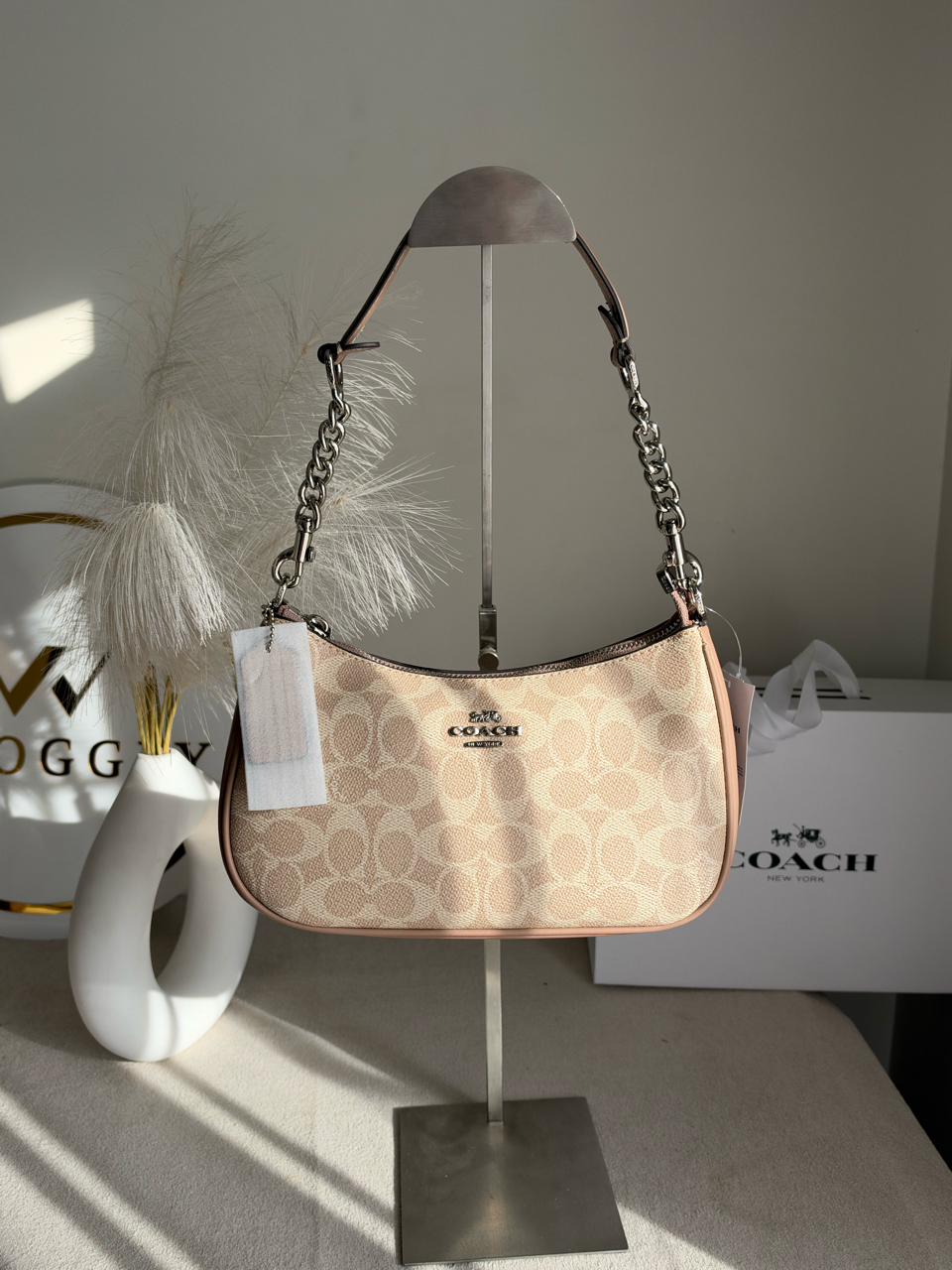 TERI PREMIUM WITH MAGNETIC BOX PACKING - Signature Beige
