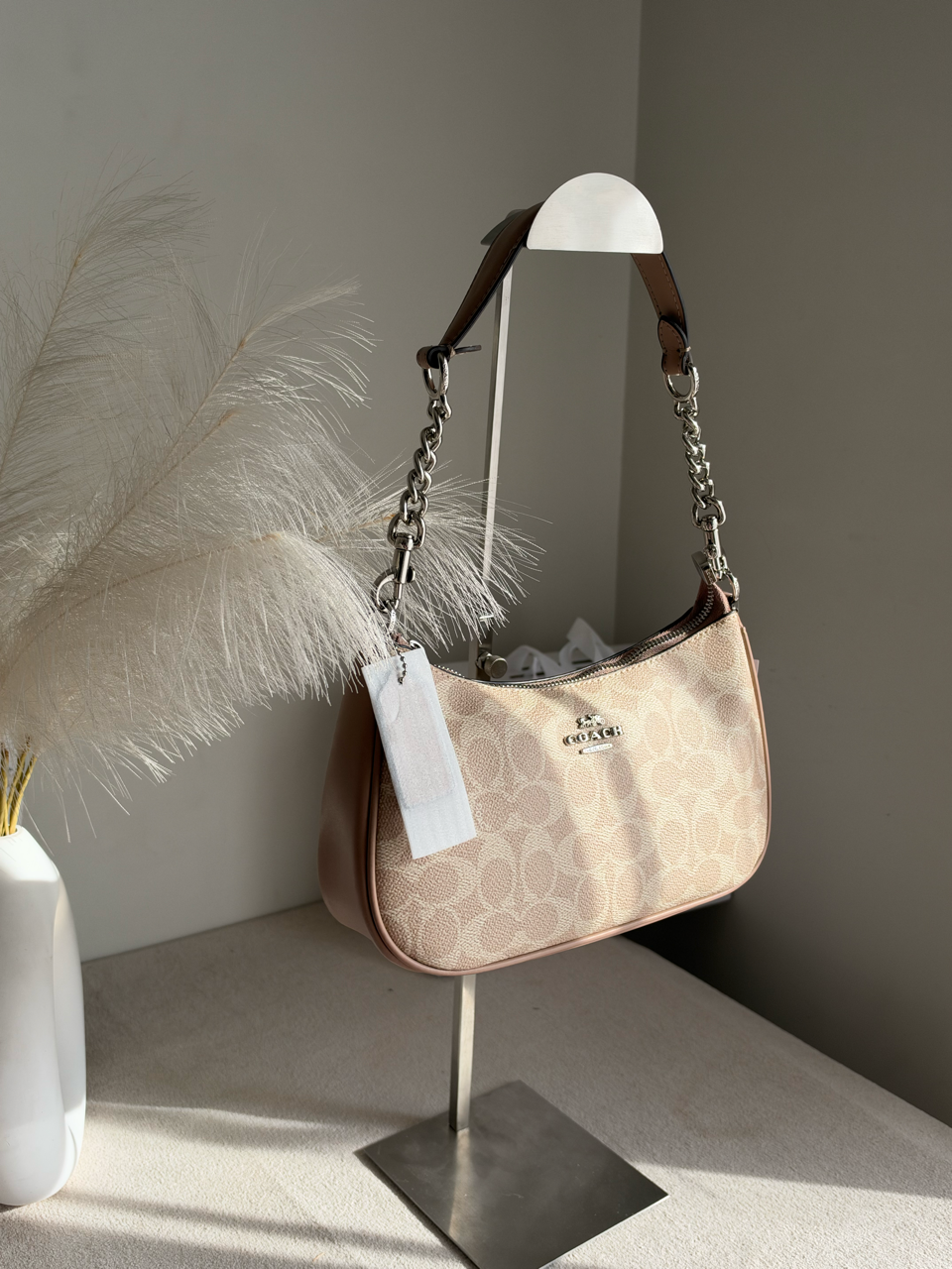 TERI PREMIUM WITH MAGNETIC BOX PACKING - Signature Beige