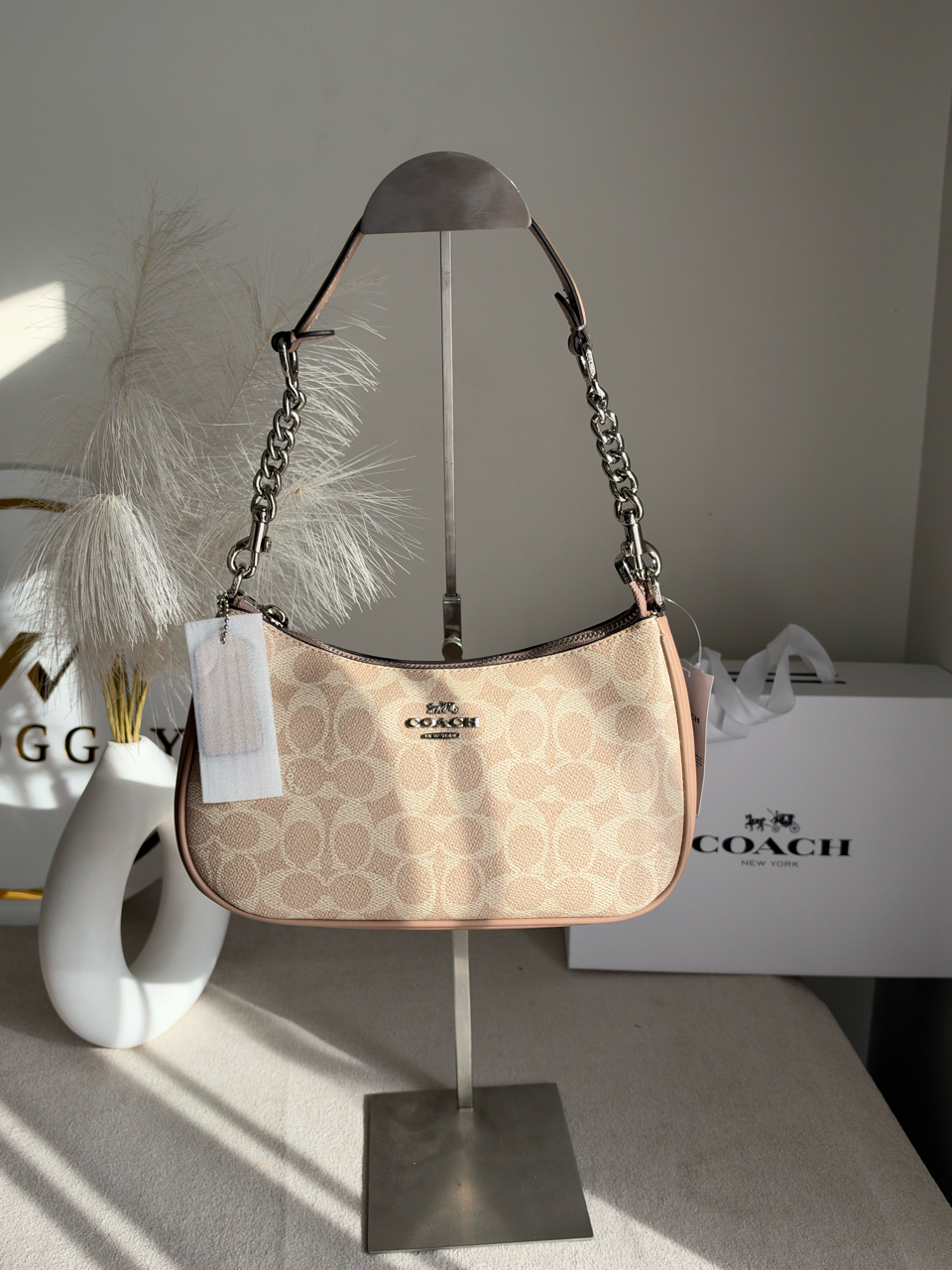 TERI PREMIUM WITH MAGNETIC BOX PACKING - Signature Beige