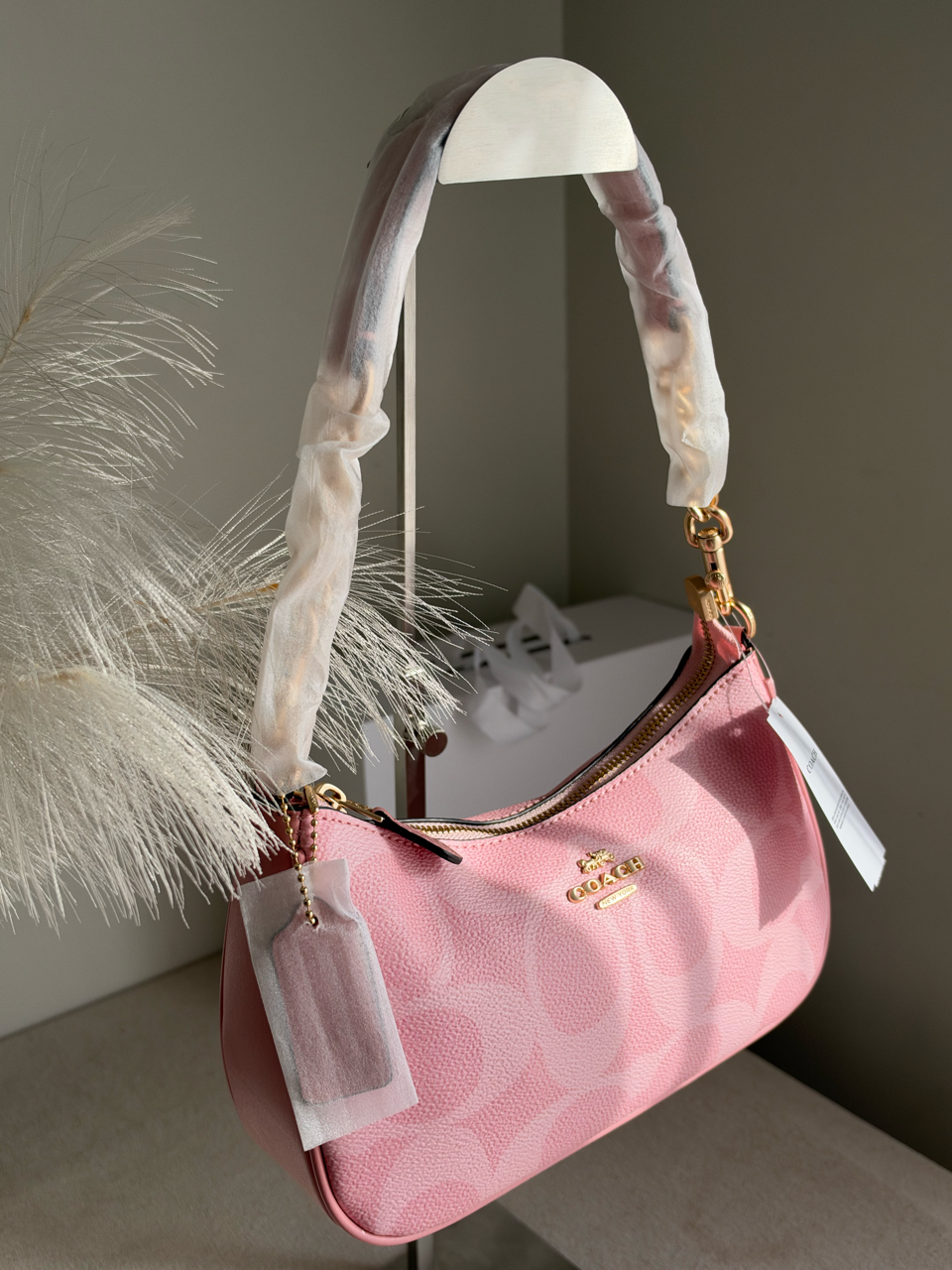 TERI PREMIUM WITH MAGNETIC BOX PACKING - Signature Pink