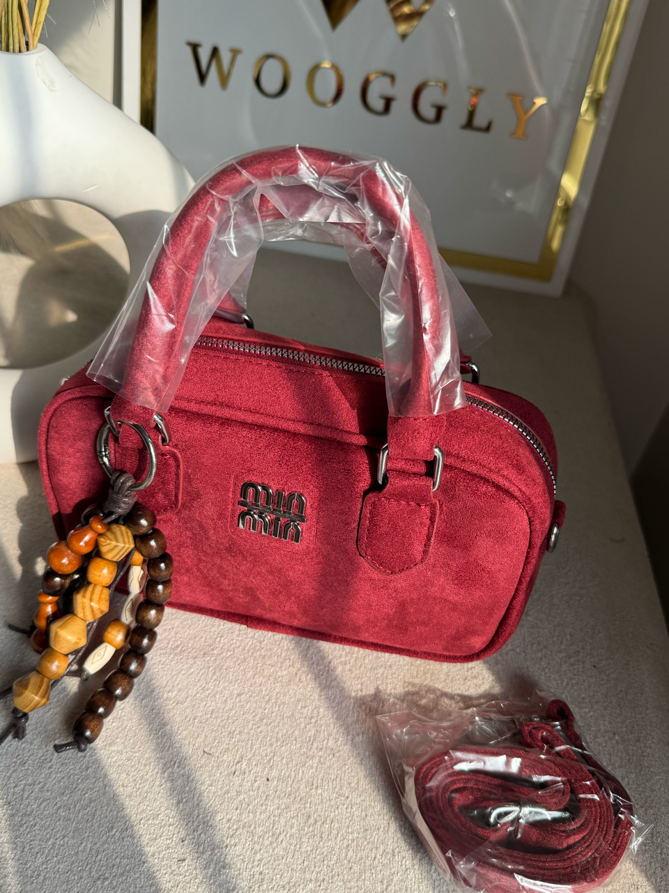 Min Min Suede Bucket Bag With Bag Charm - Red