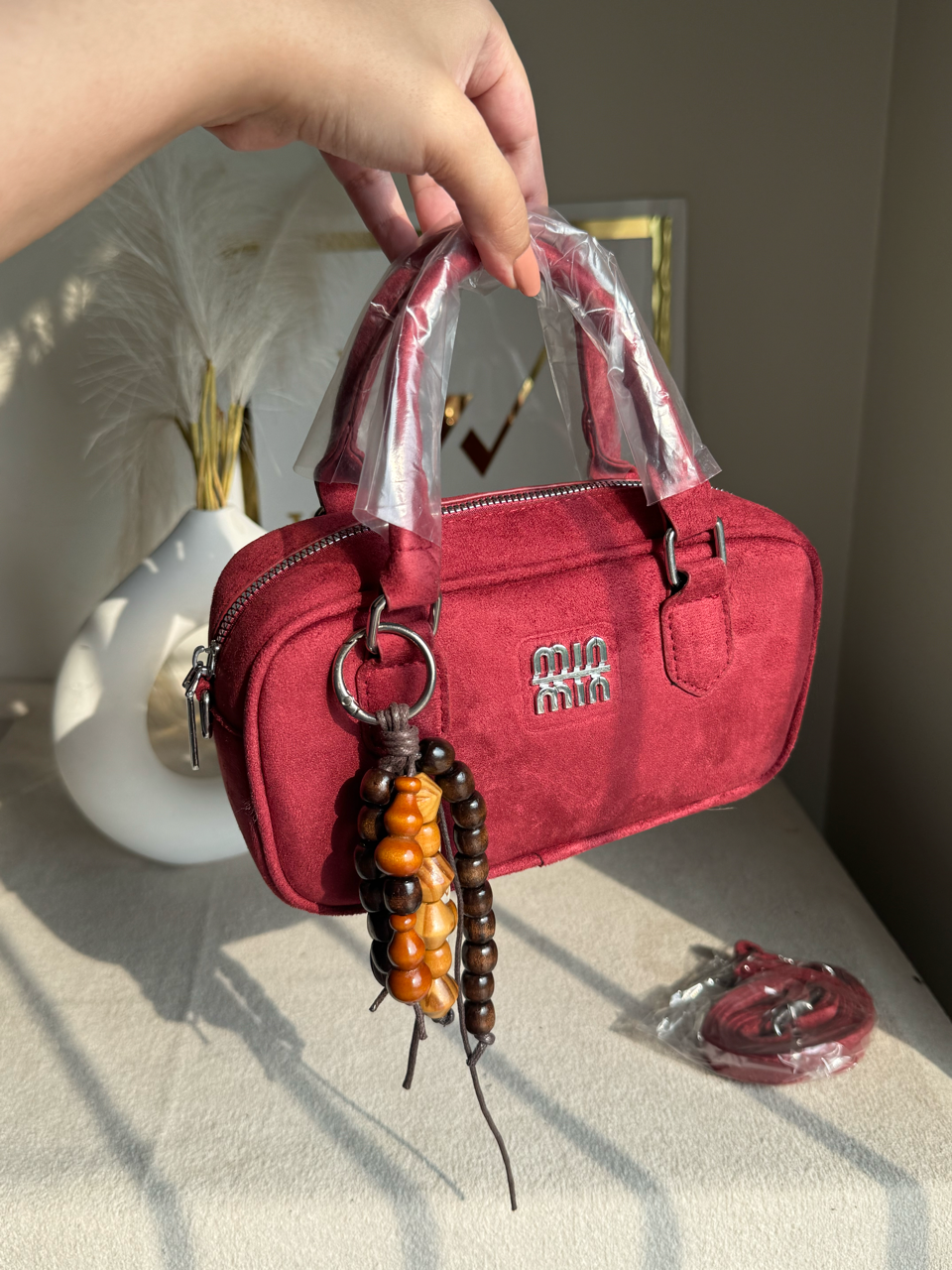 Min Min Suede Bucket Bag With Bag Charm - Red