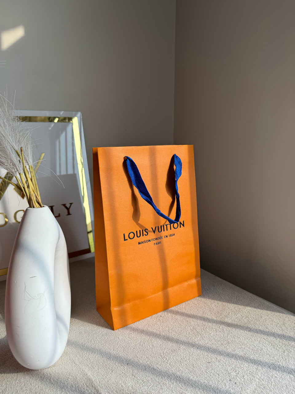 Gift Bag - Louis Vuitton- Small (MUST ADD ON BOX/CARTON PACKING)