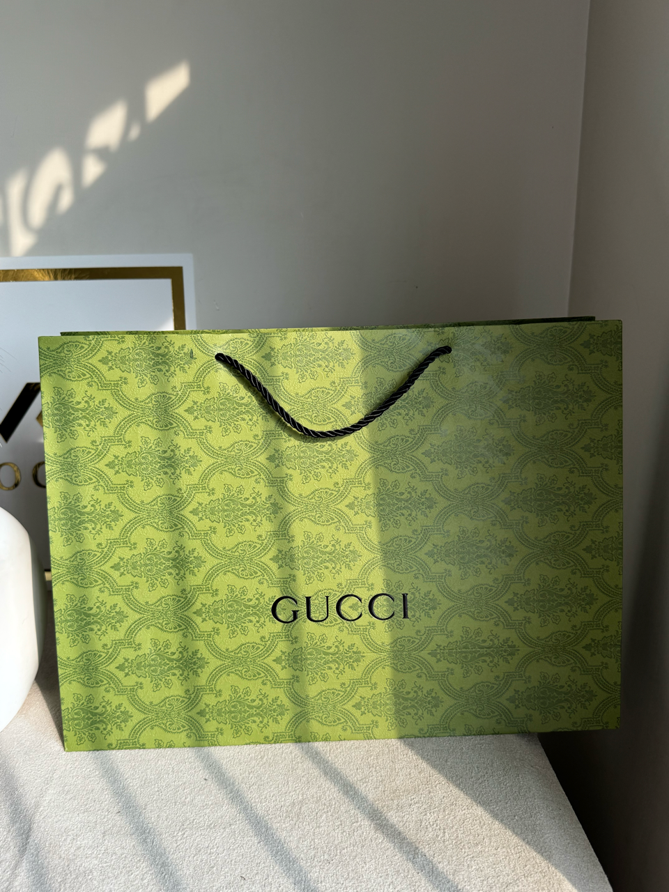 Gift Bag - Gucci (High Quality) - Large (MUST ADD ON BOX/CARTON PACKING)
