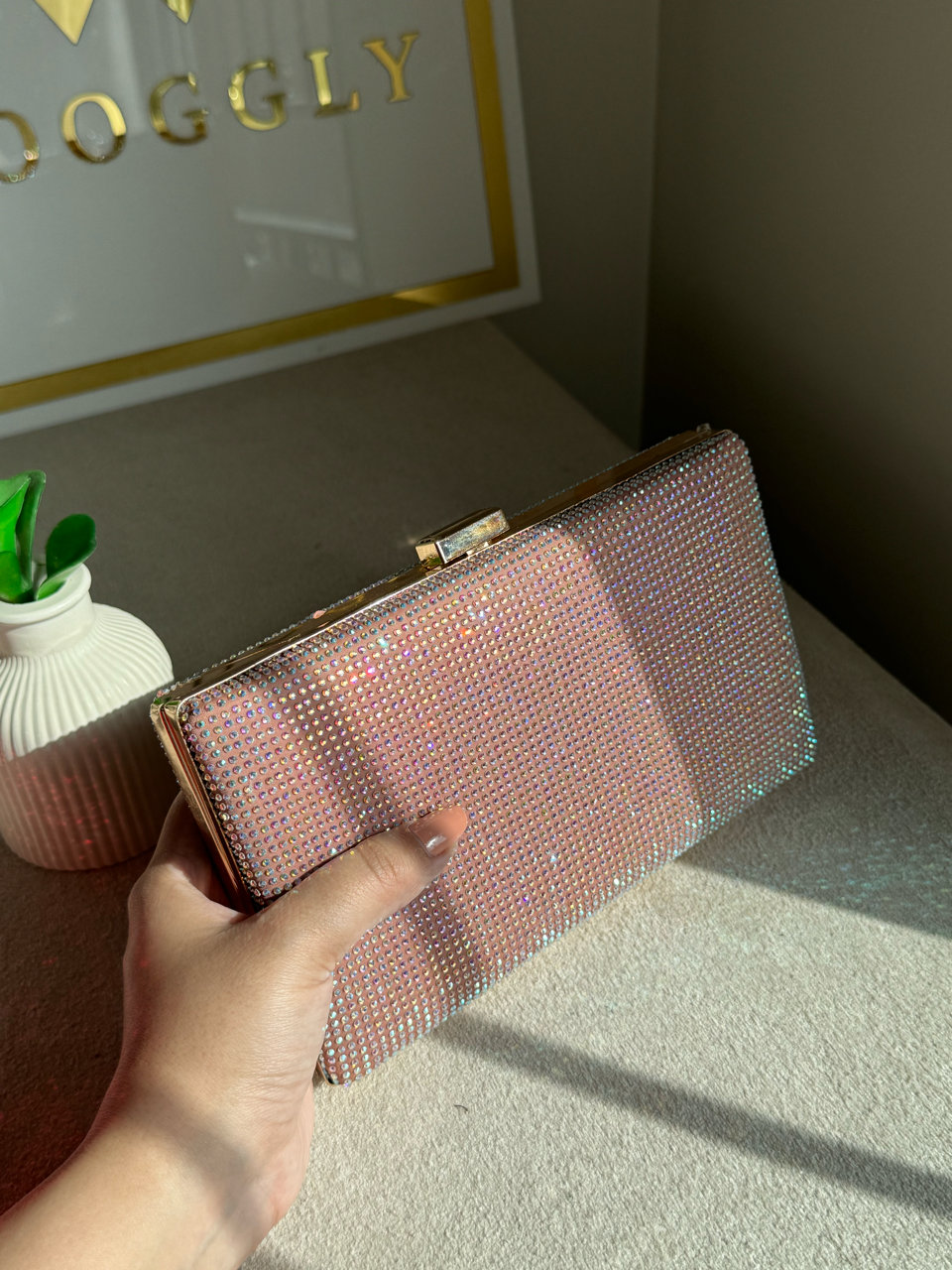Luxe Shimmer Clutch - Pink
