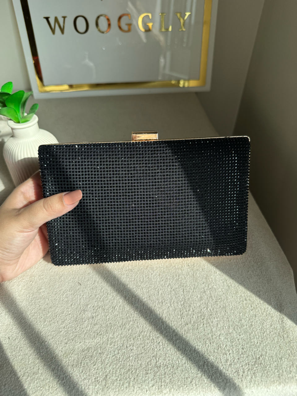 Luxe Shimmer Clutch - Black