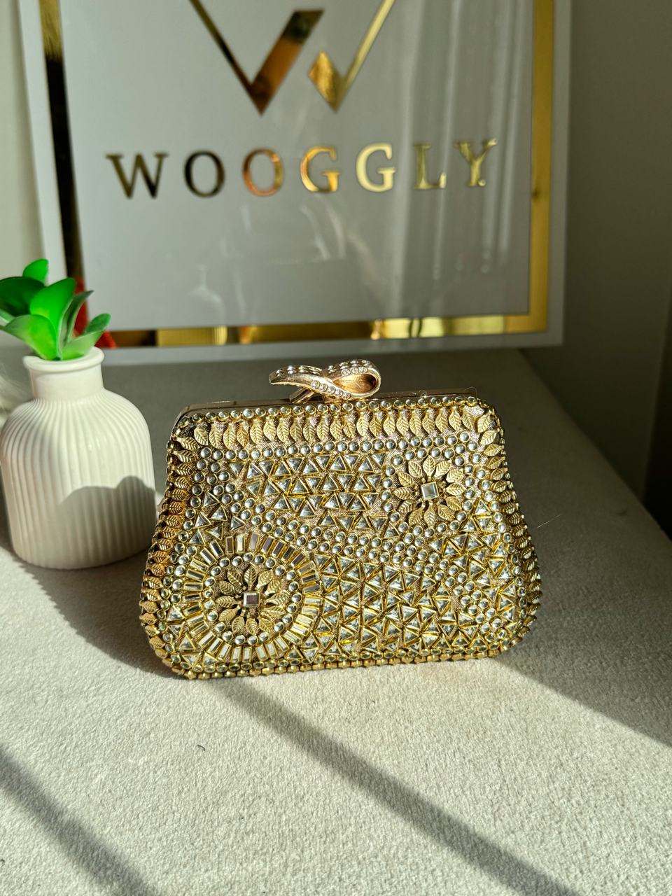Zareen Kundan Clutch