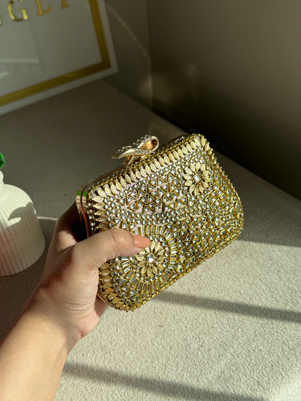Zareen Kundan Clutch