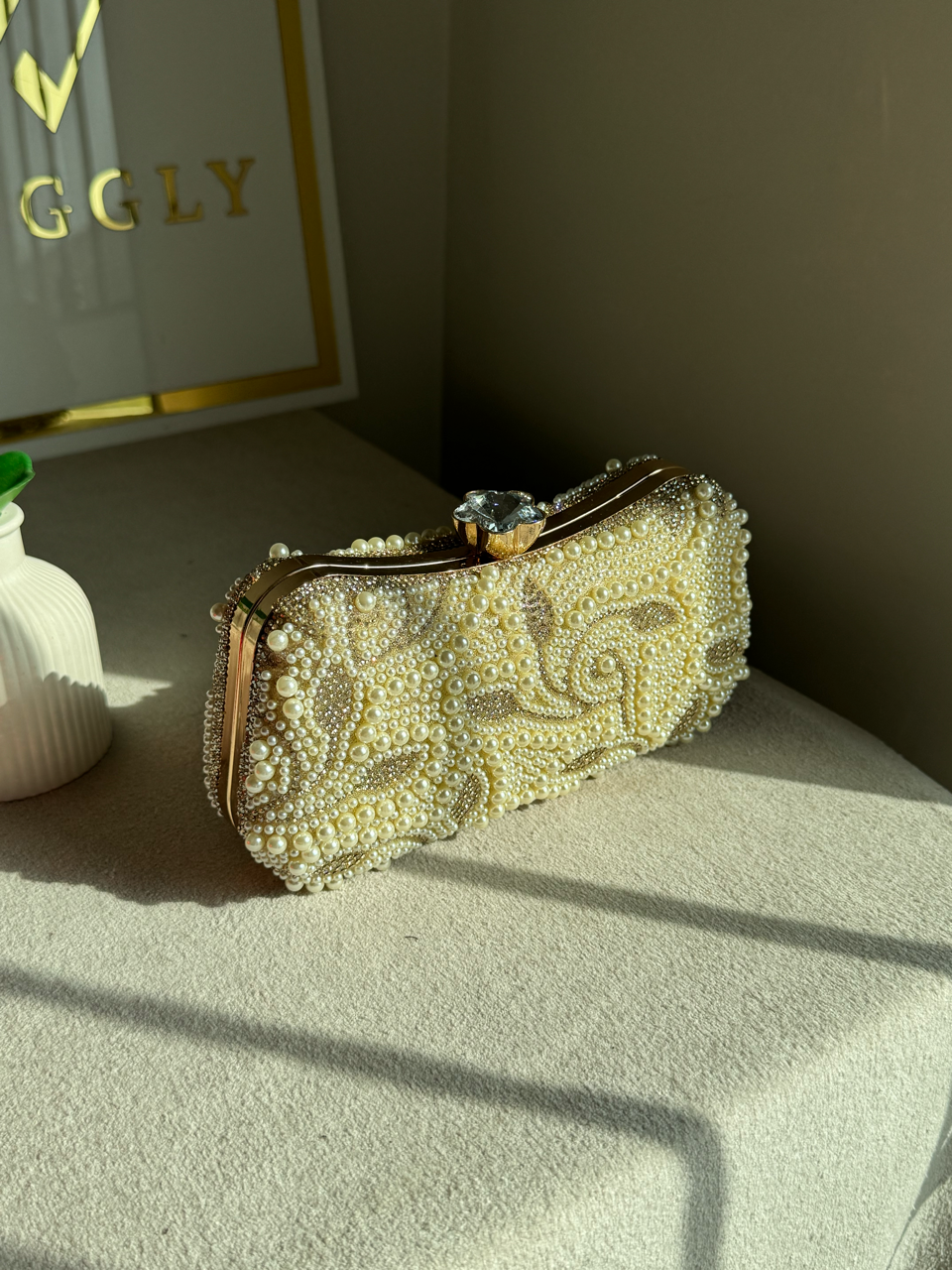 Vintage Pearl Clutch