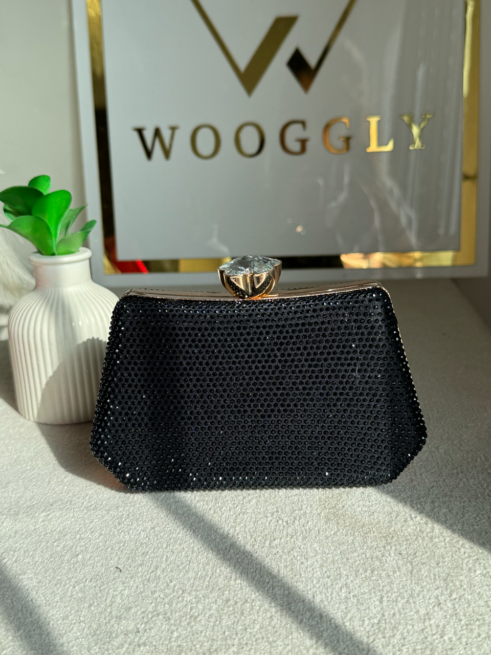 Soirée Shimmer Clutch - Black