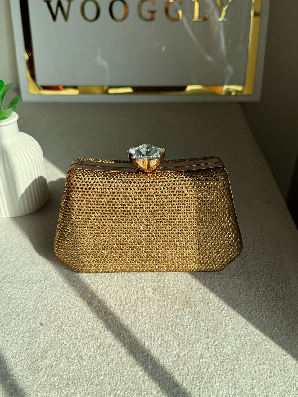 Soirée Shimmer Clutch - Golden