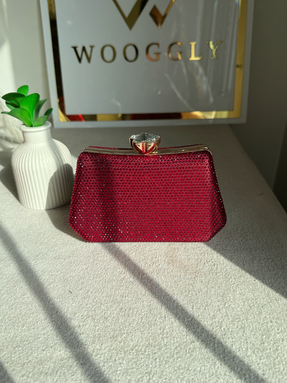 Soirée Shimmer Clutch - Ruby Red