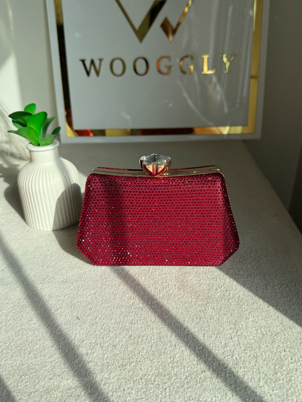 Soirée Shimmer Clutch - Ruby Red