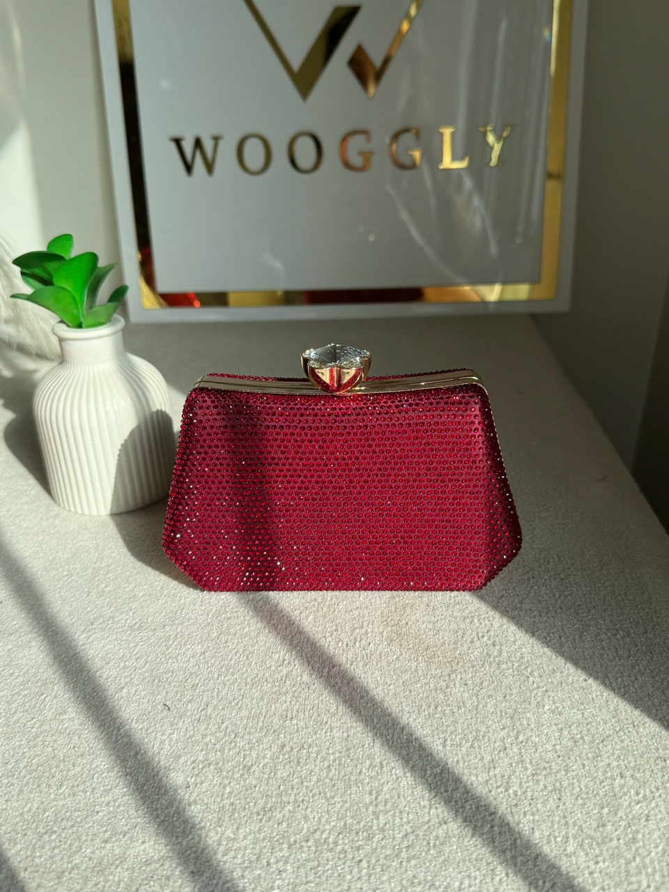 Soirée Shimmer Clutch - Ruby Red