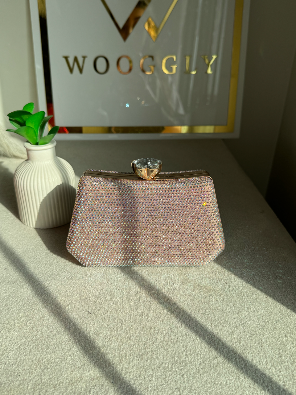 Soirée Shimmer Clutch - Pink