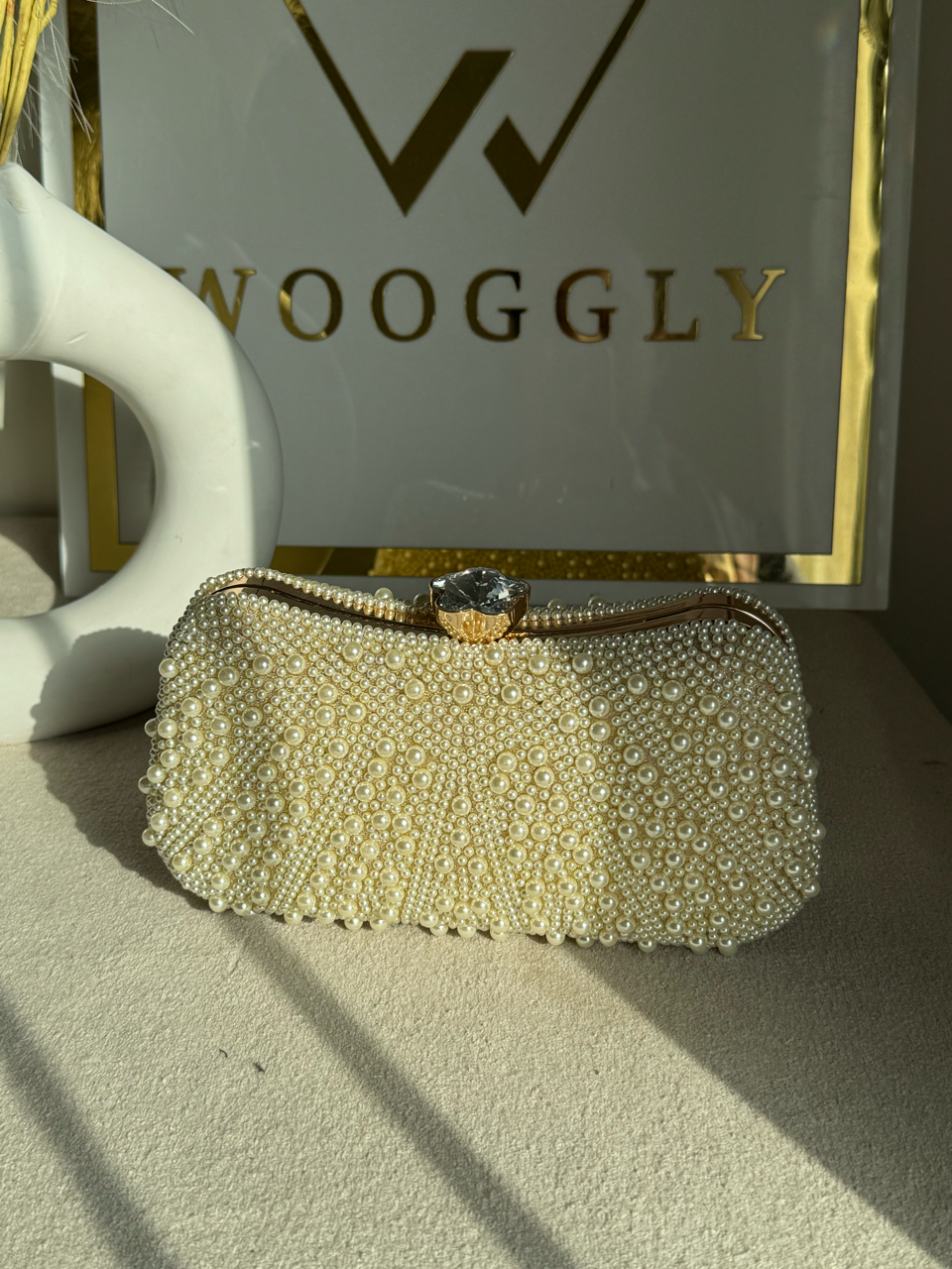 Majestic Glow Pearl Clutch