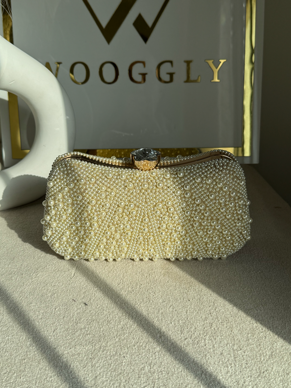 Majestic Glow Pearl Clutch