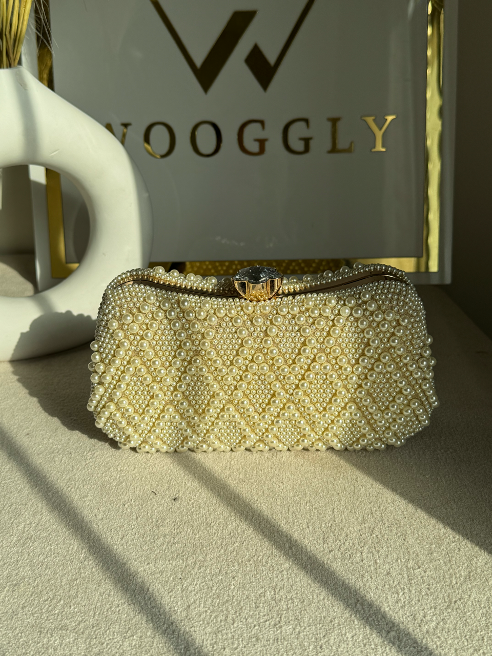 Lumina Shell Pearl Clutch