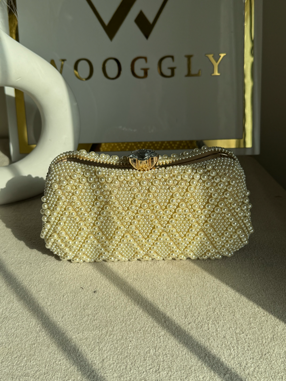 Lumina Shell Pearl Clutch