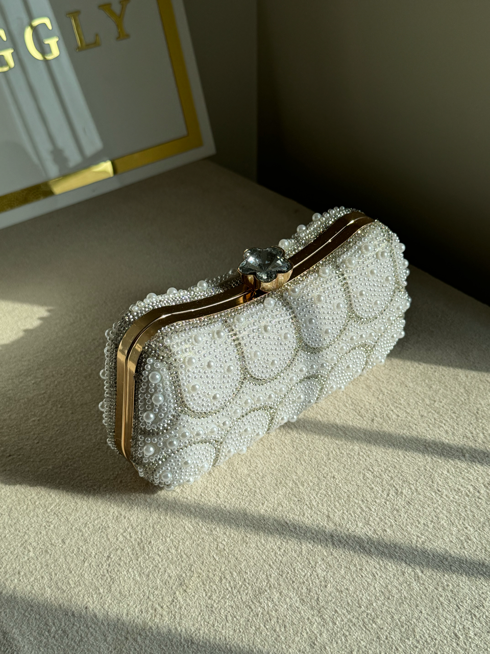 Aura Luxury Pearl Clutch