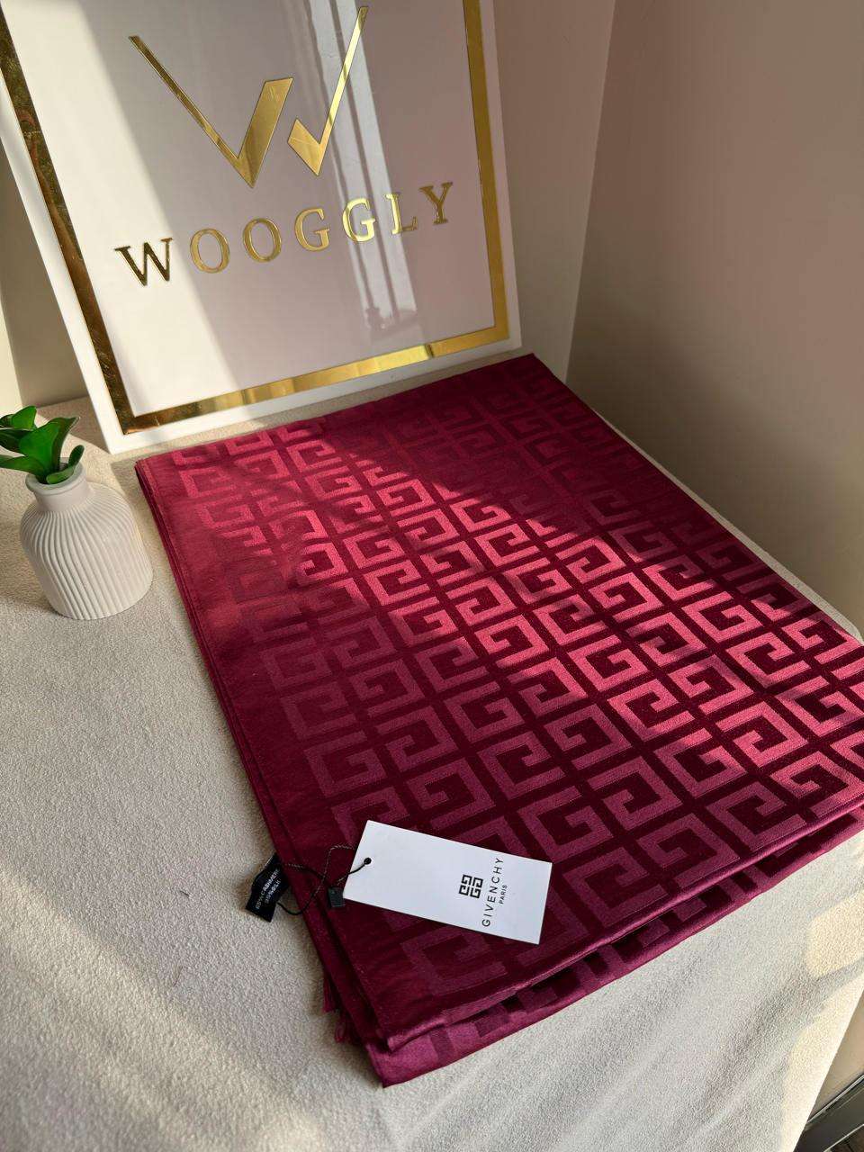 ALL SEASON Givenchy Stoller - Maroon Red