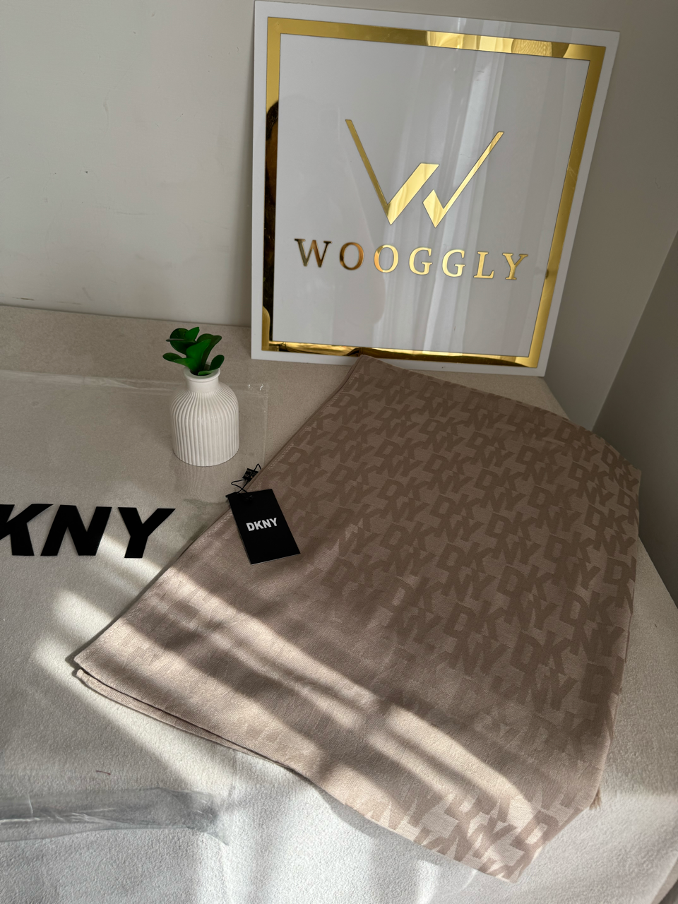 ALL SEASON DKNY Stoller - Light & Dark Beige