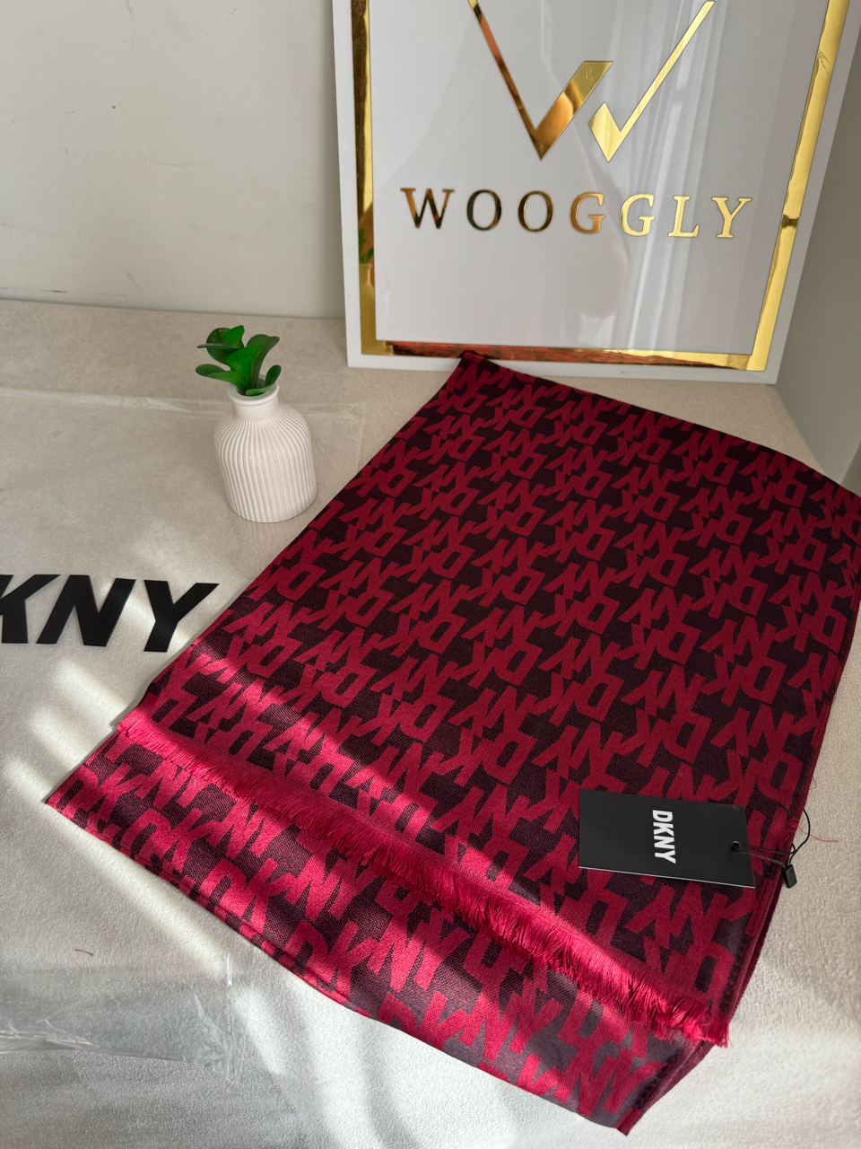 ALL SEASON DKNY Stoller - Black & Red