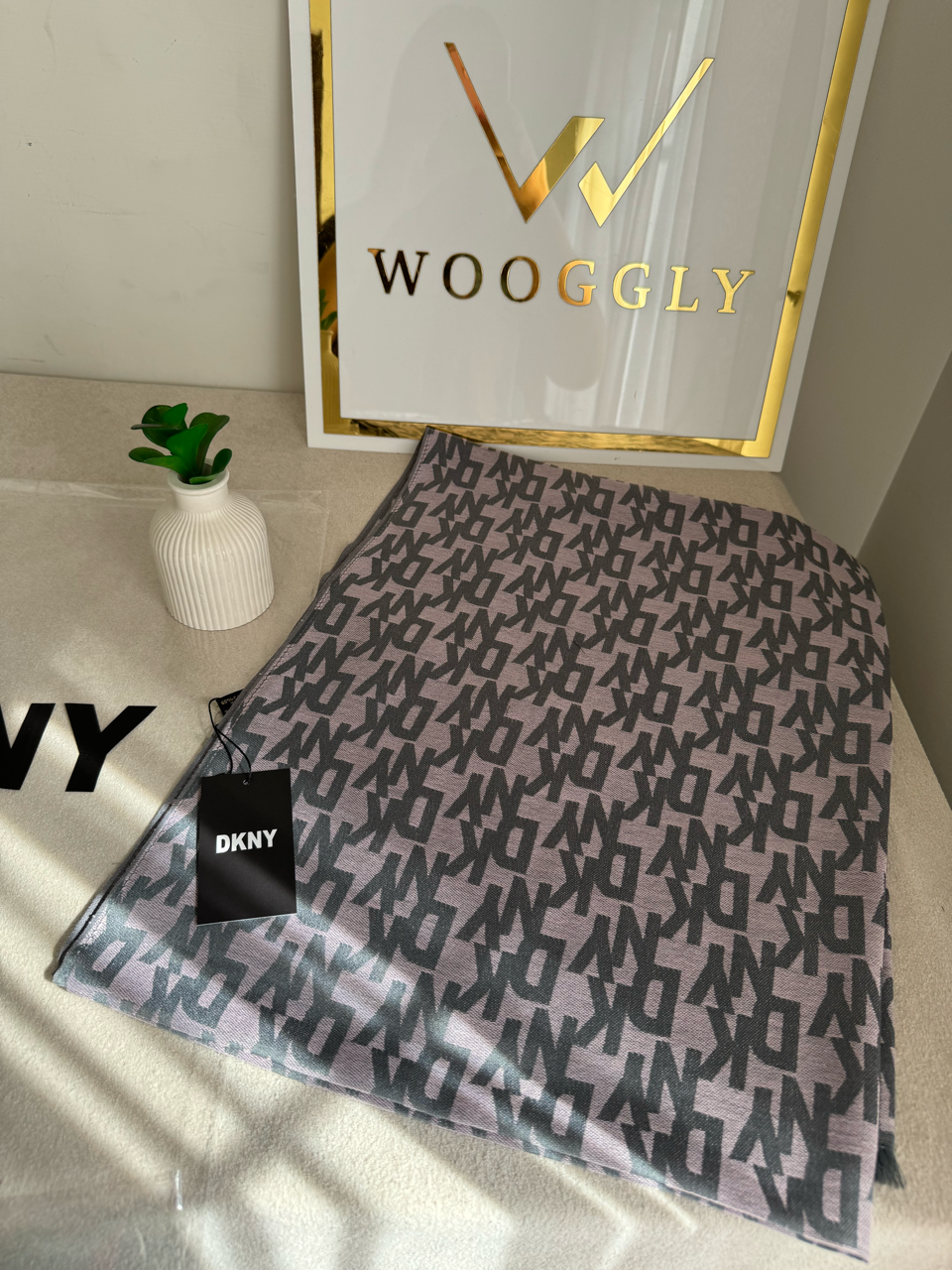 ALL SEASON DKNY Stoller - Grey & Black