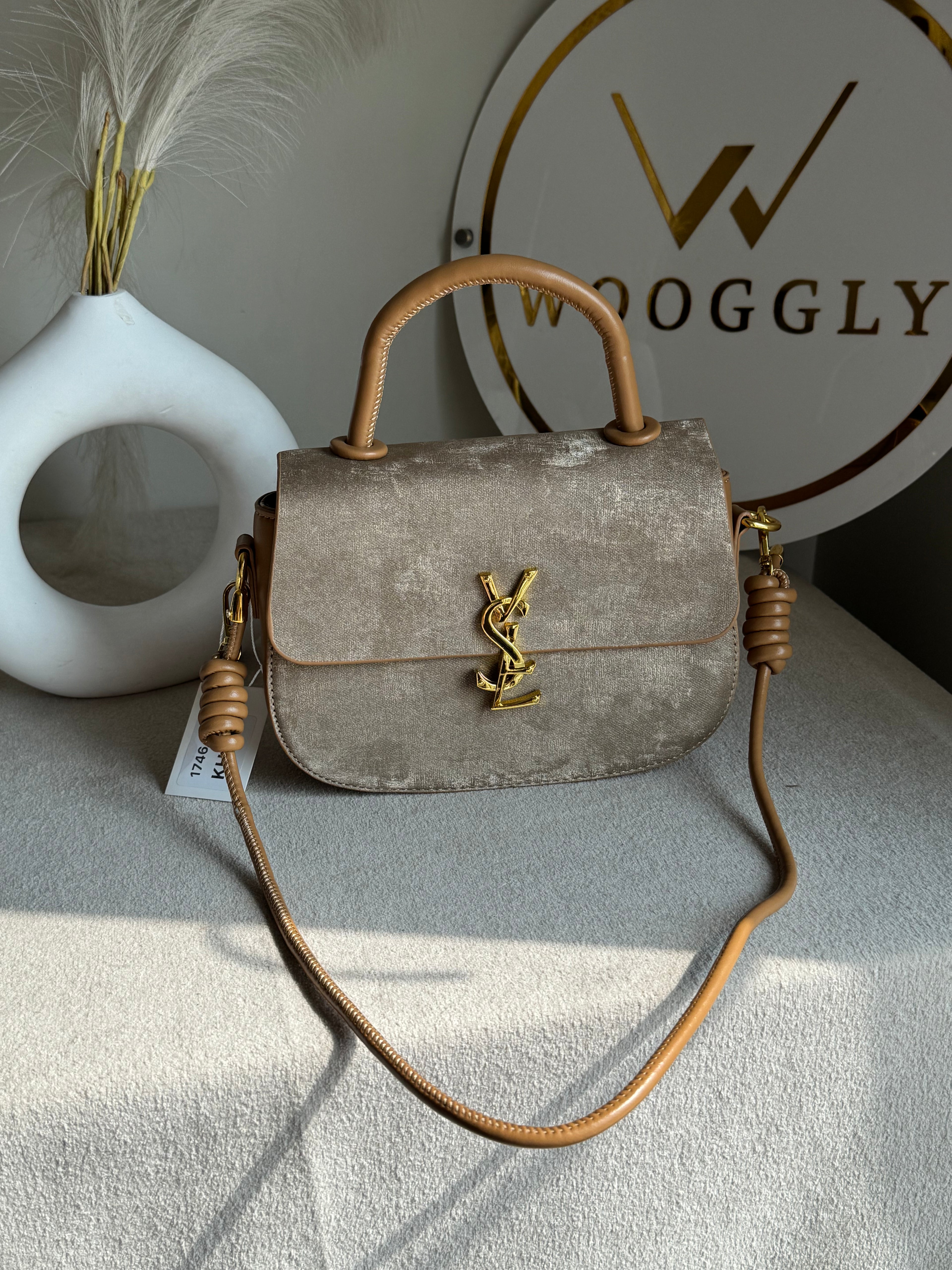 Grand Aura Top-Handle Bag - Champagne Gold