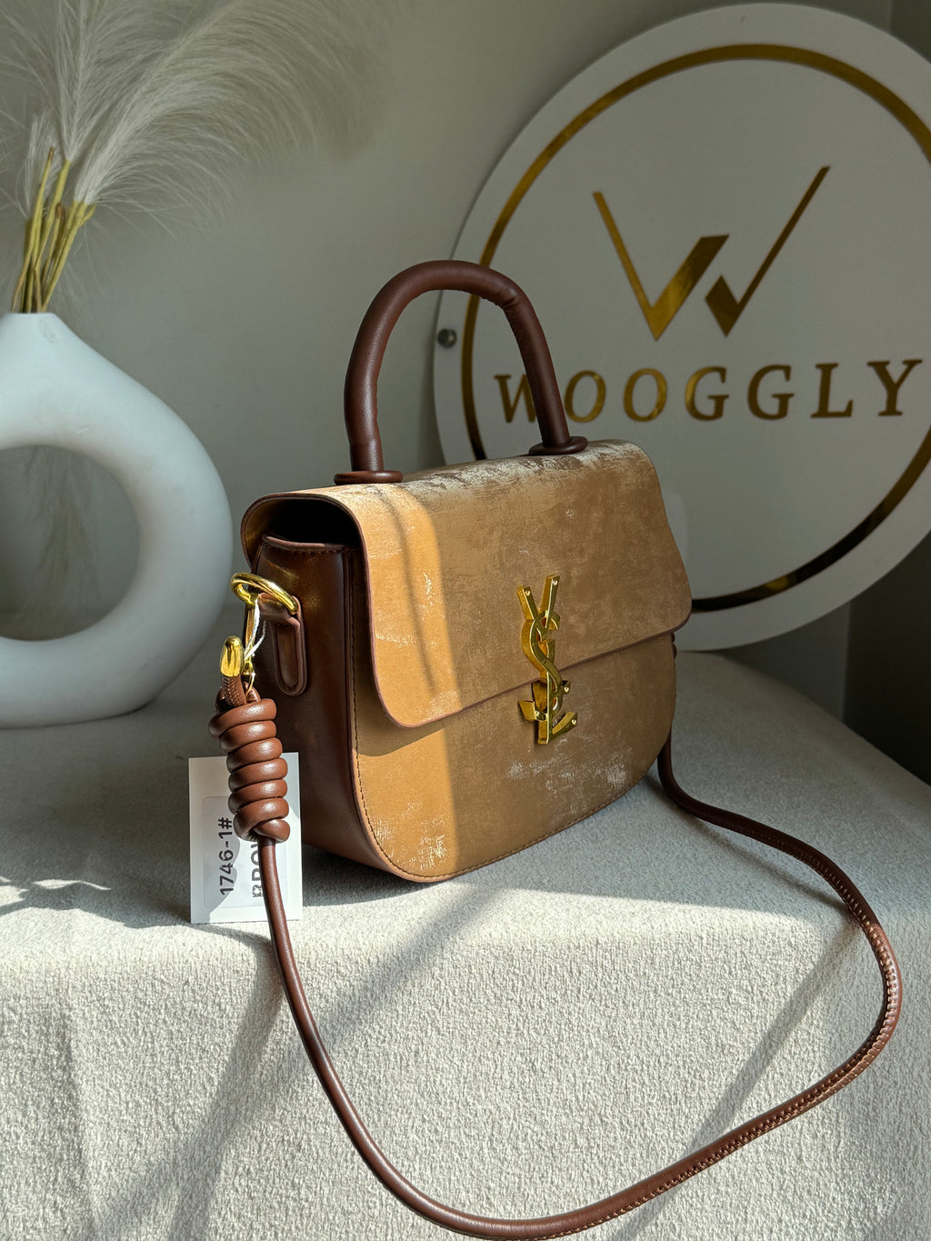 Grand Aura Top-Handle Bag - Brown