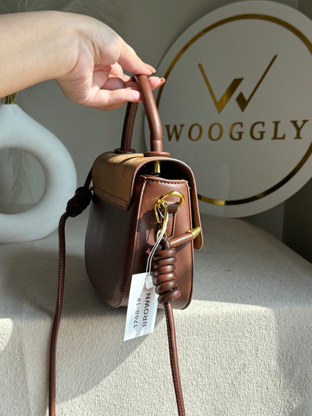 Grand Aura Top-Handle Bag - Brown