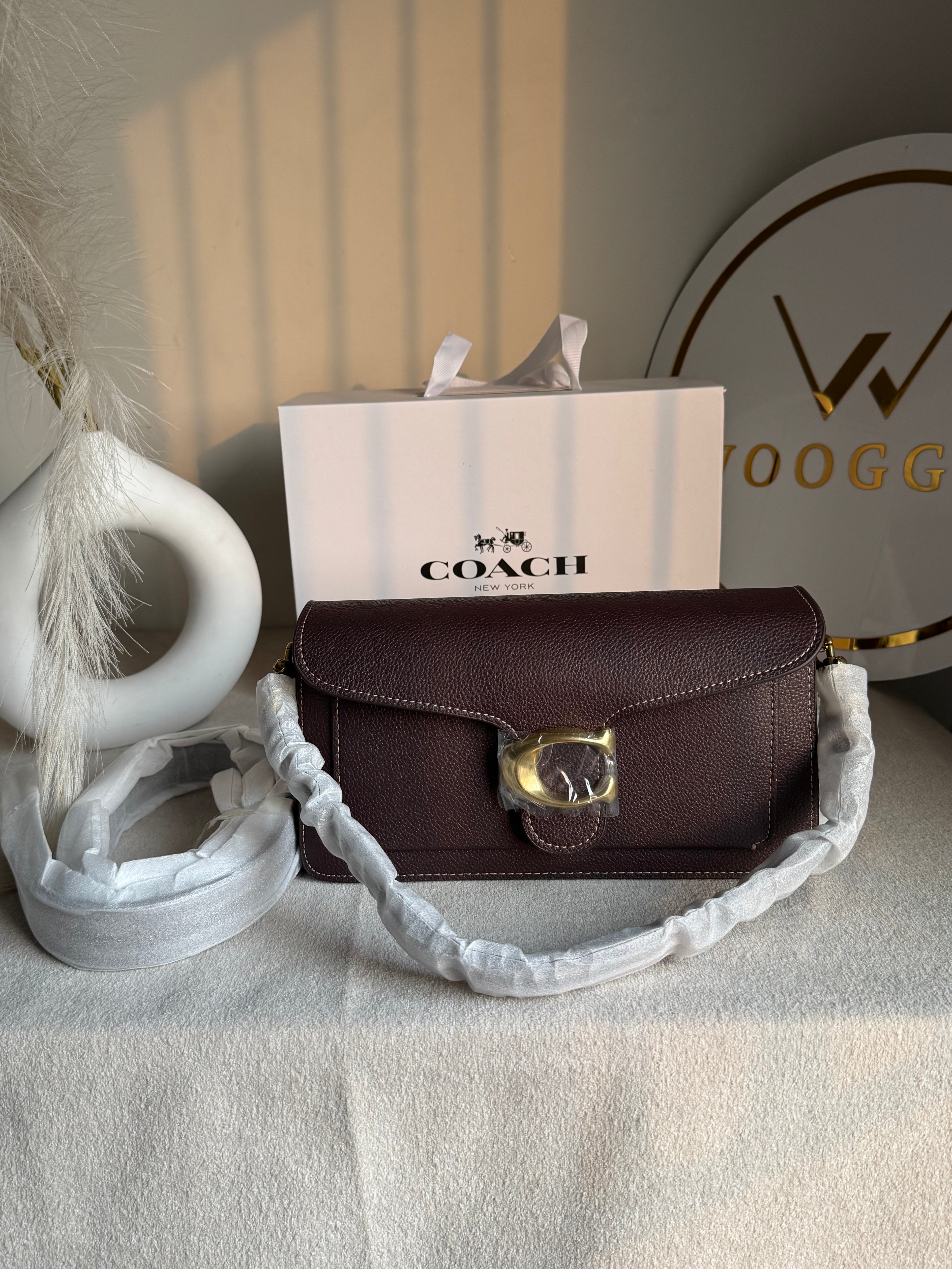 TABBY 26 EXTREMELY PREMIUM: LIMITED EDITION (MAPLE WITH GOLD HARDWARE)- MAGNETIC BOX PACKING