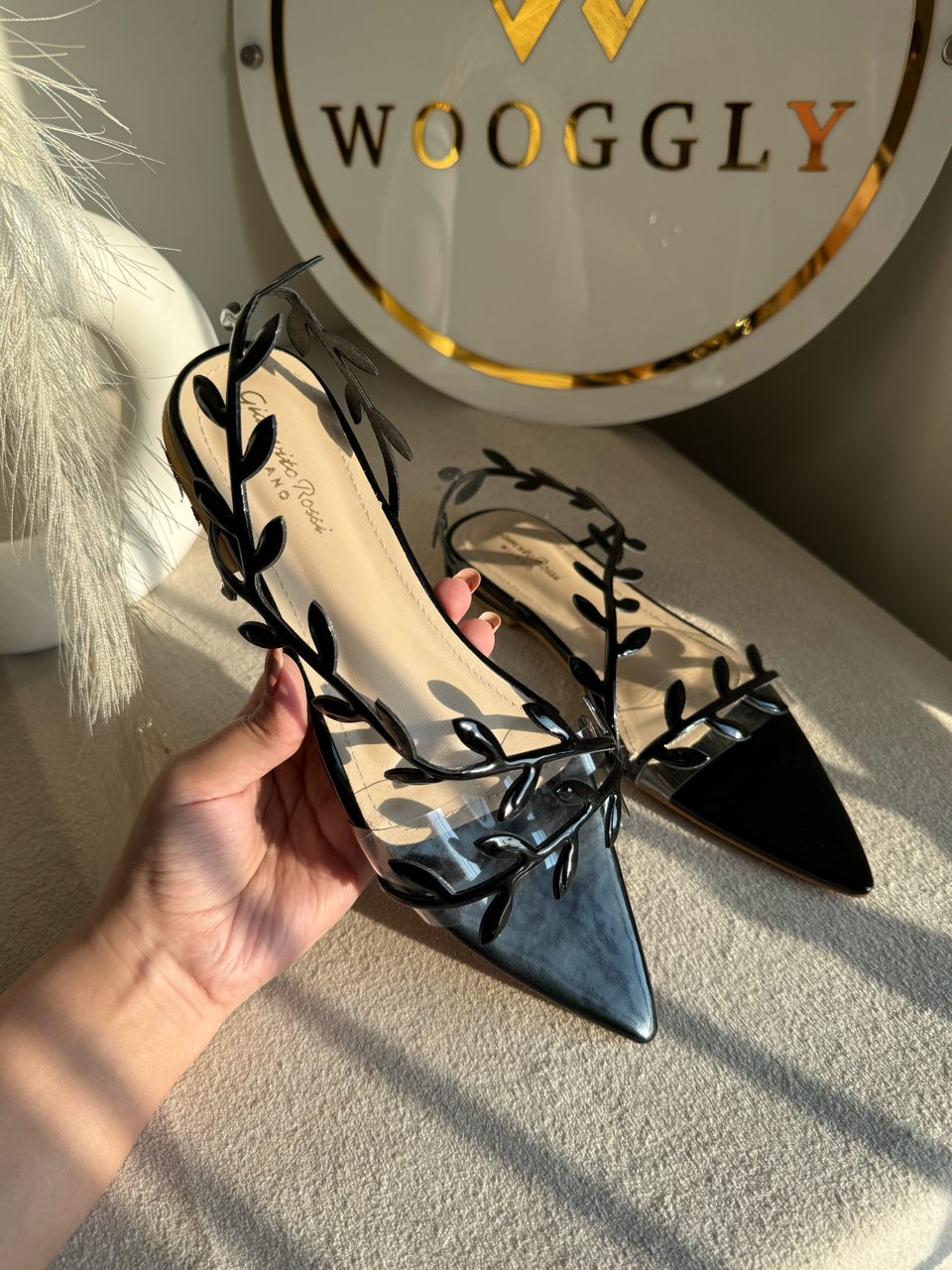Gianvitto Rossi Flats Champagne Black