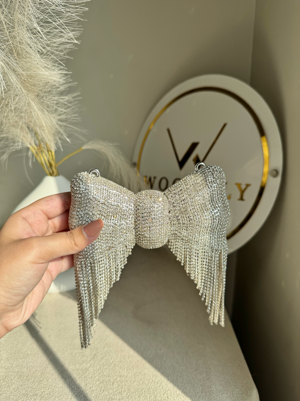 Main Character Bow Clutch - Silver