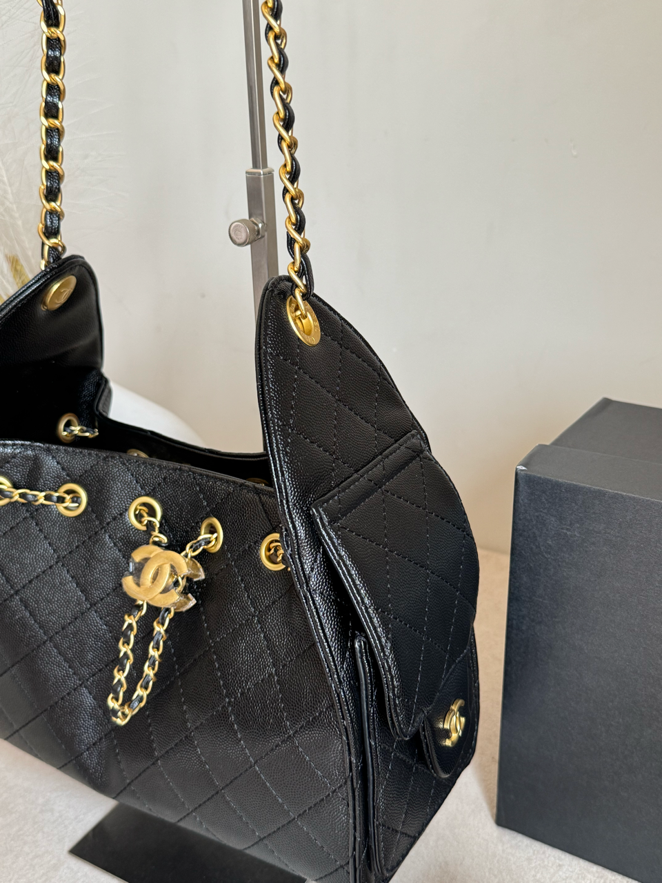 Viral Premium Chanel Bag with Box Packing - Black