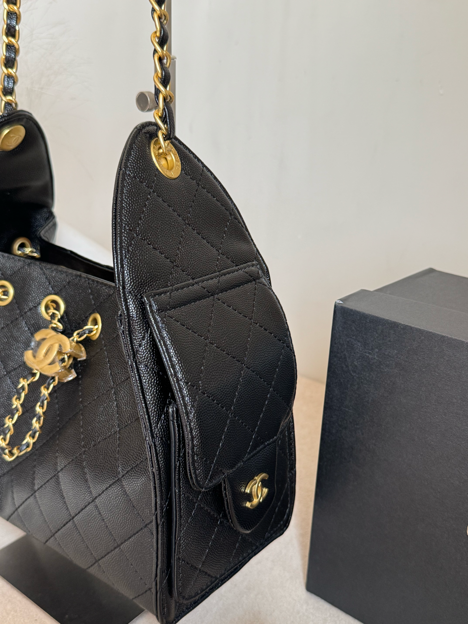 Viral Premium Chanel Bag with Box Packing - Black