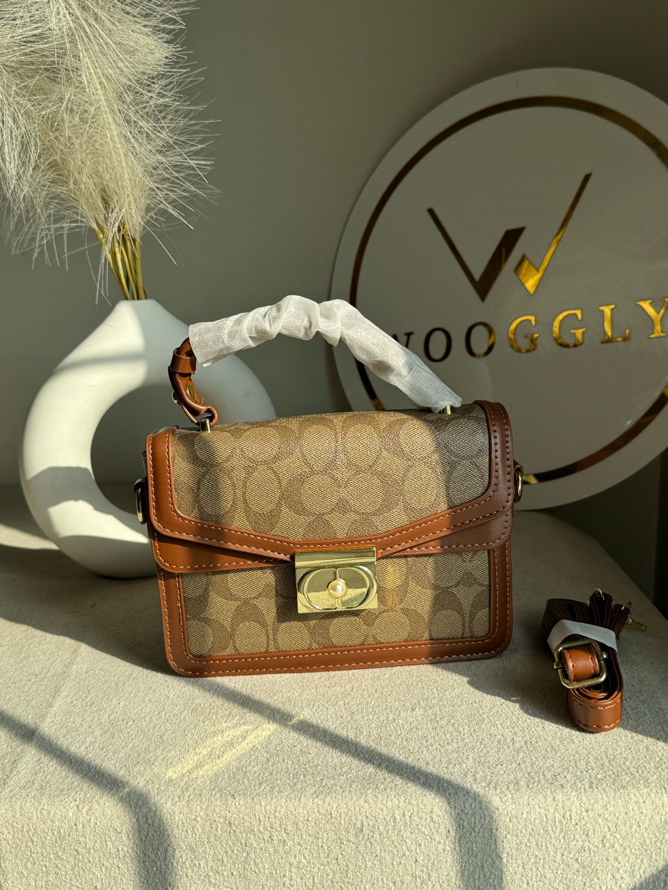 Mocha Pearl Accent Handbag - Chestnut Brown