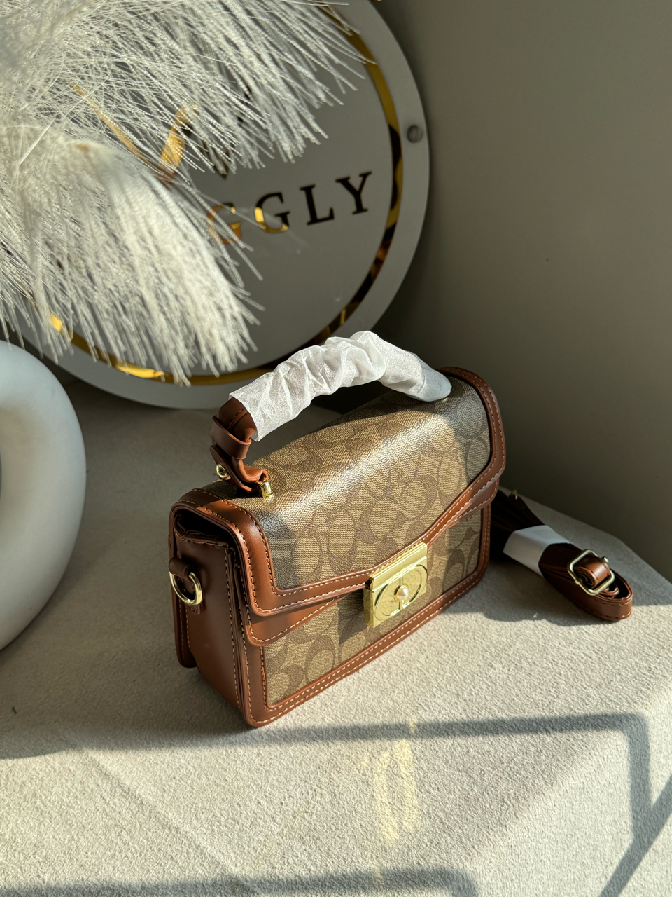 Mocha Pearl Accent Handbag - Chestnut Brown