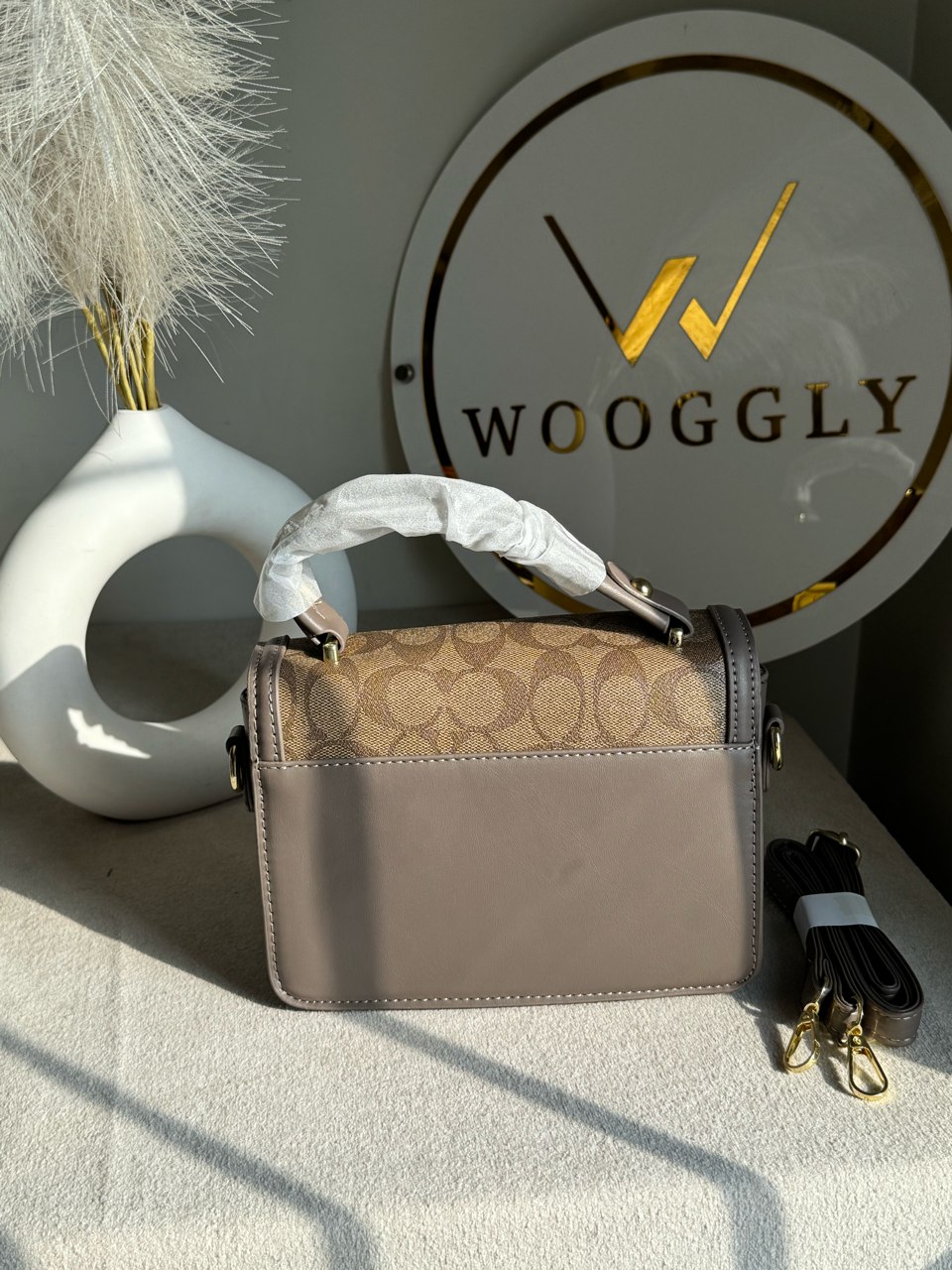 Mocha Pearl Accent Handbag - Ash Brown