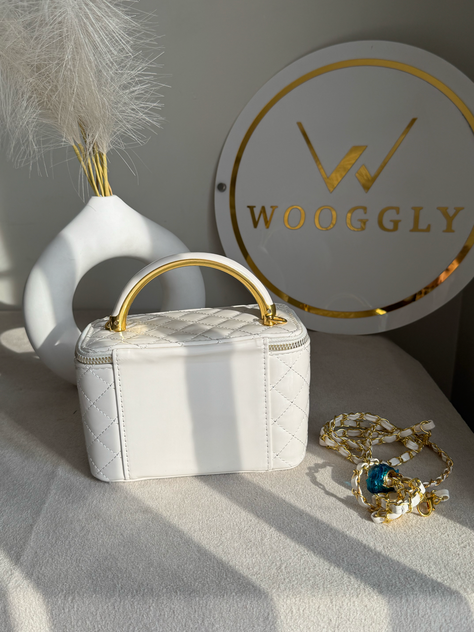Luxe Quilted Vanity Case Bag with Gold Chain Strap - Cream Off White