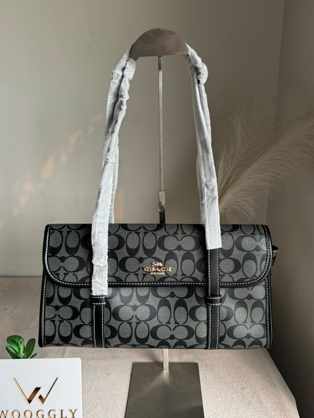 High Quality Coach Shoulder Bag - Black & Grey