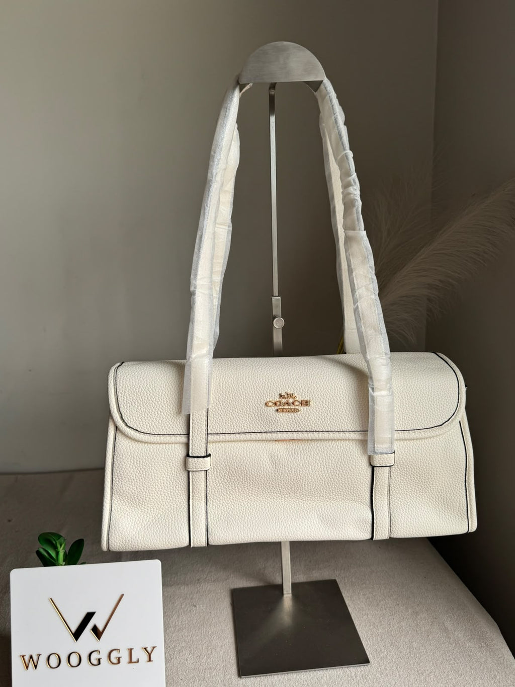 High Quality Coach Shoulder Bag - White