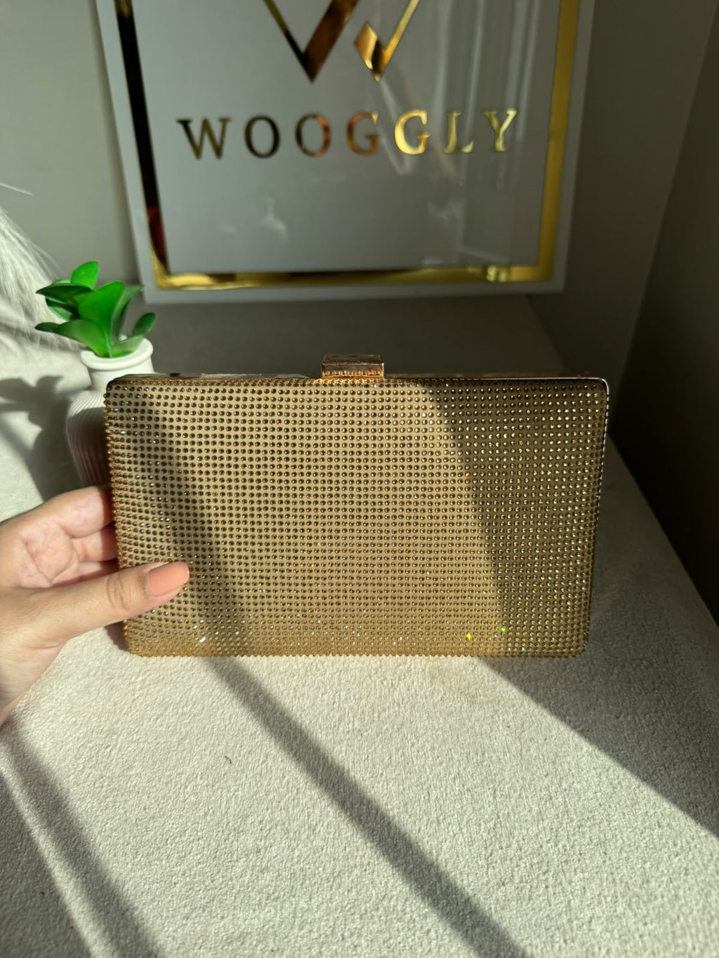Luxe Shimmer Clutch - Gold