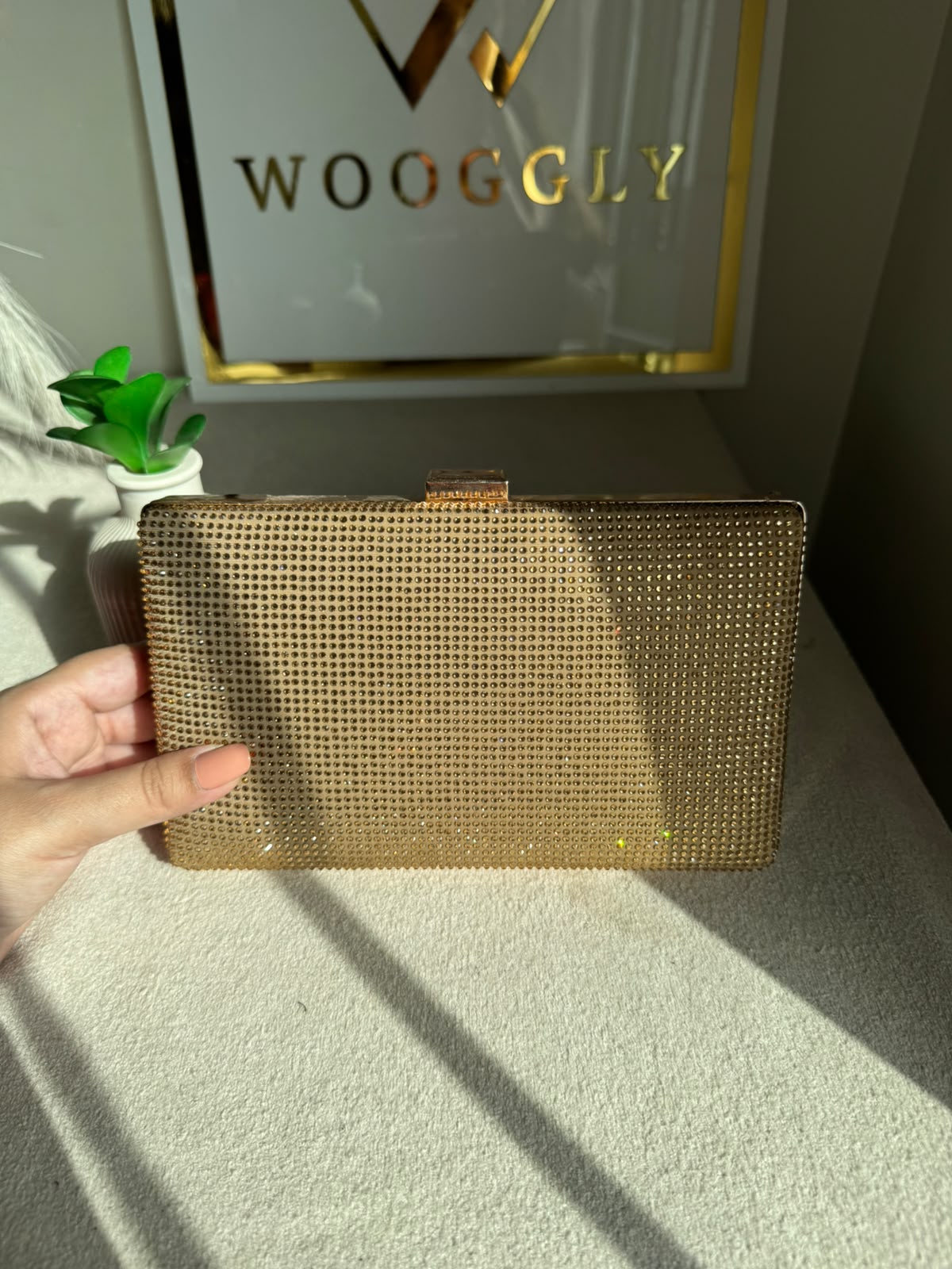Luxe Shimmer Clutch - Gold
