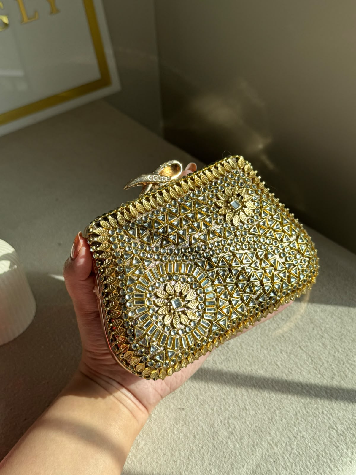 Zareen Kundan Clutch