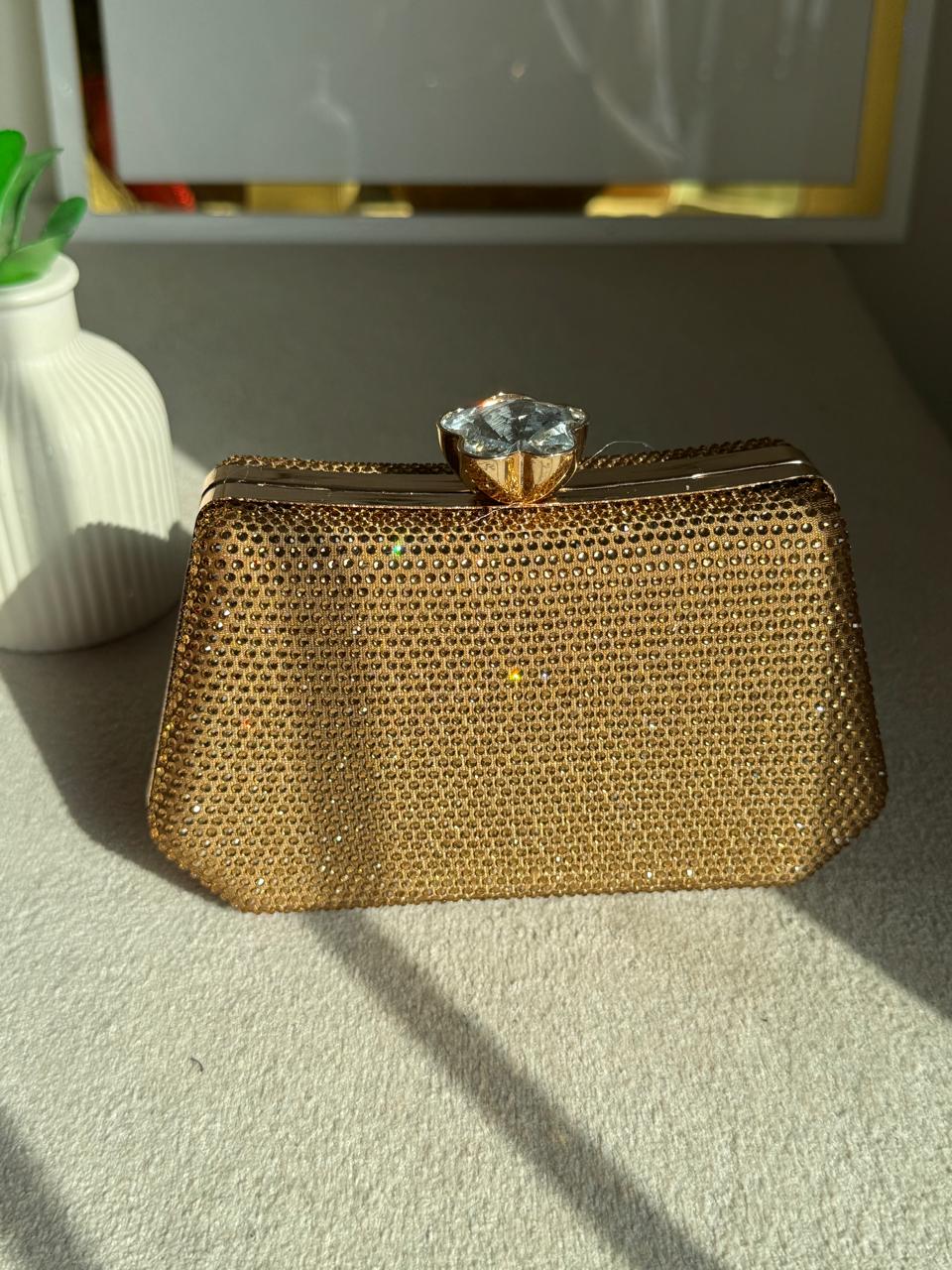 Soirée Shimmer Clutch - Golden